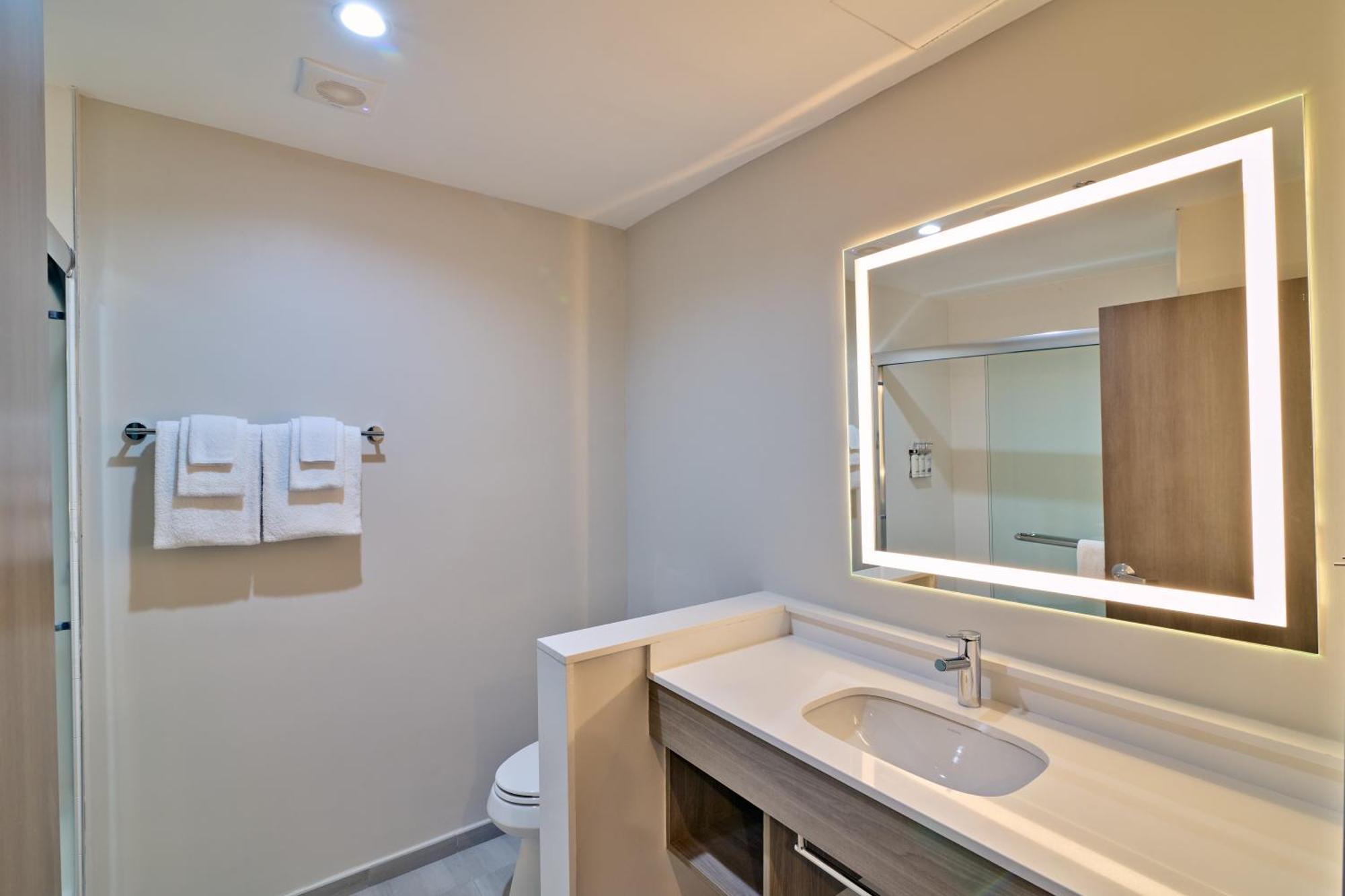Holiday Inn Express & Suites Diamond By Ihg Stubbs Oda fotoğraf